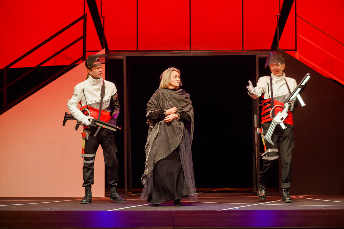 Запіскі тэатрала. Вельмі доўгія авацыі для Брэдбэры і Мушперта