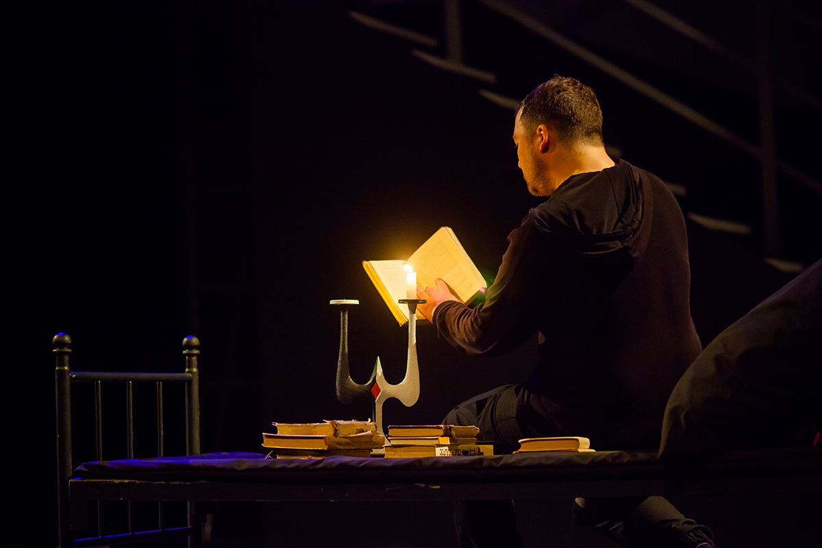 Запіскі тэатрала. Вельмі доўгія авацыі для Брэдбэры і Мушперта