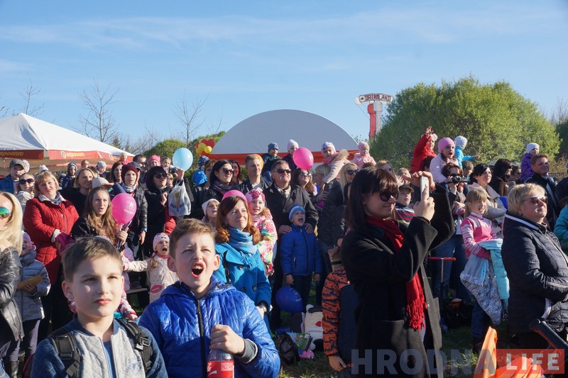 22 миллиона прилипал - это только начало. В Беларусь идет новая волна бонстиков