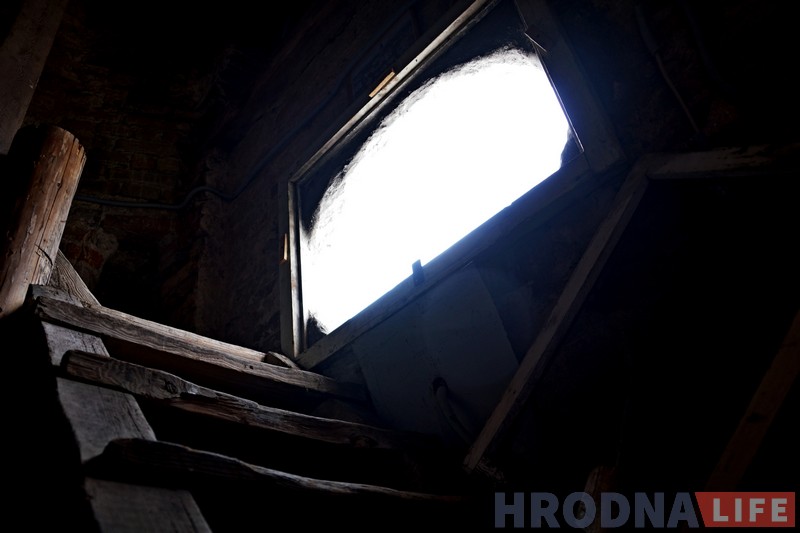 Часы на Фарном костеле, которые остановились после смерти смотрителя, вскоре возобновят работу