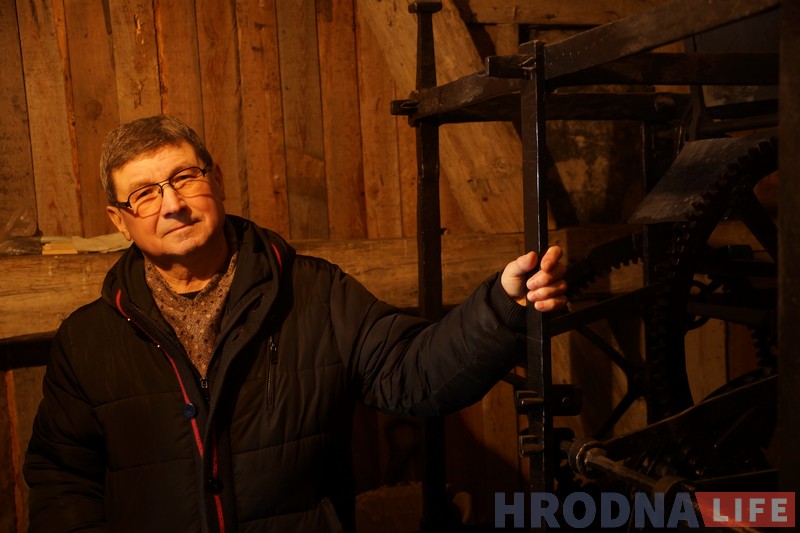 Часы на Фарном костеле, которые остановились после смерти смотрителя, вскоре возобновят работу