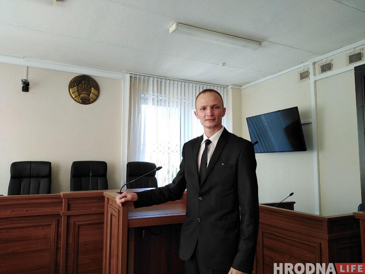 Яўген Дудкін у Гродзенскім абласным судзе. Верасень 2020
