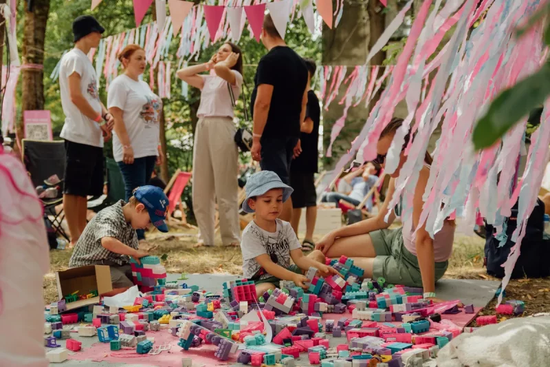 Активности для детей есть на многих белорусских фестивалях за рубежом. Фото с фестиваля Tutaka, 2024 год