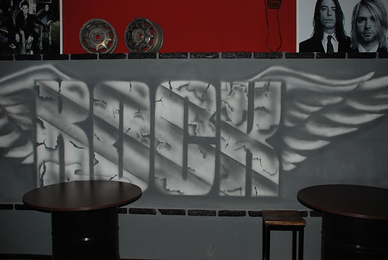 В Гродно готовится к открытию бар "RockStar" В Гродно готовится к открытию бар "RockStar"