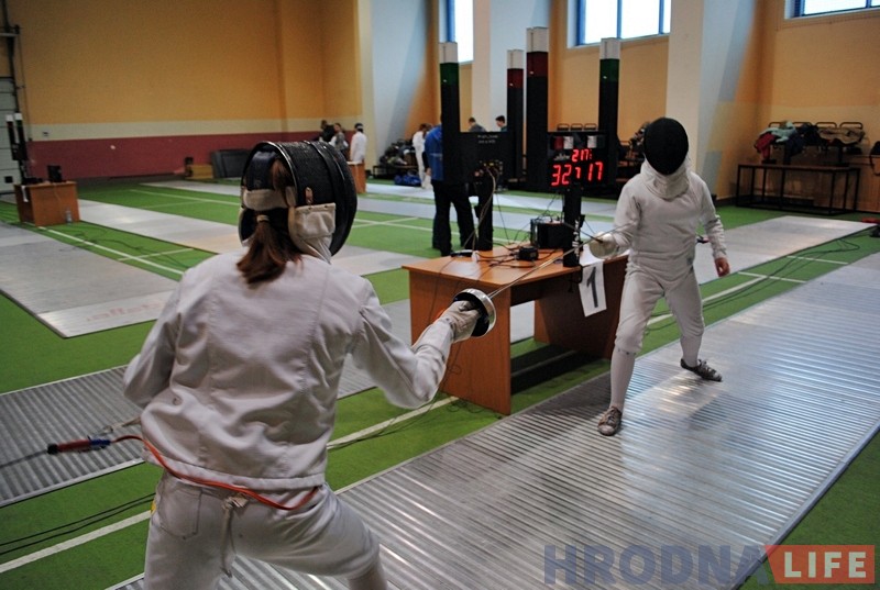 Скрестить шпаги приехали в Гродно представители трех стран Скрестить шпаги приехали в Гродно представители трех стран