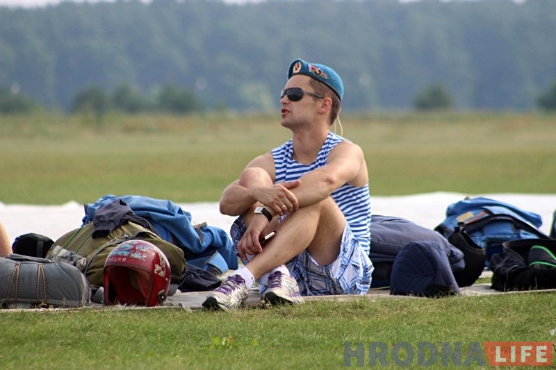 Гродненские десантники и разведчики отмечают День ВДВ Гродненские десантники и разведчики отмечают День ВДВ