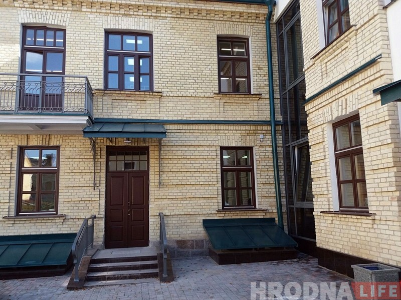 "Очень по-европейски". На Тельмана провели удачную реконструкцию столетнего здания "Очень по-европейски". На Тельмана провели удачную реконструкцию столетнего здания