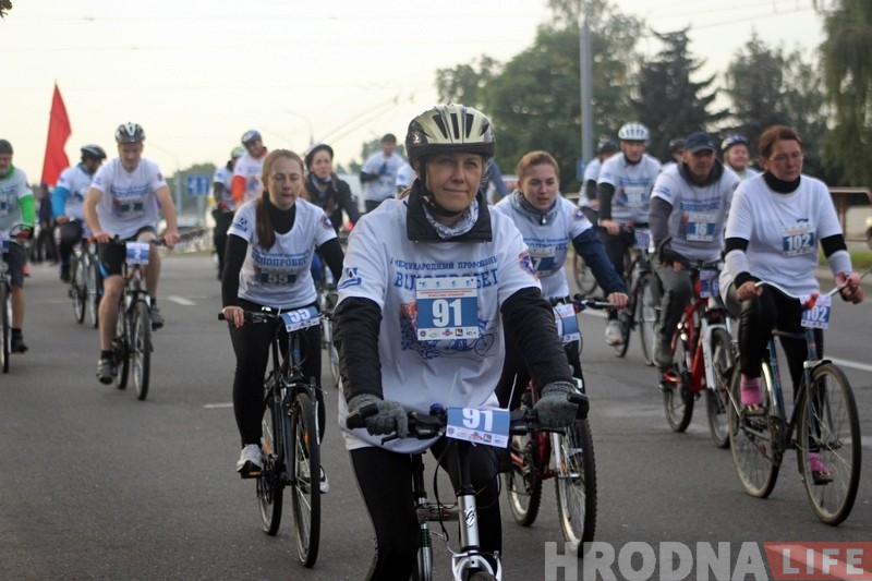 В Гродно стартовал профсоюзный велопробег с участниками из Беларуси и Литвы В Гродно стартовал профсоюзный велопробег с участниками из Беларуси и Литвы