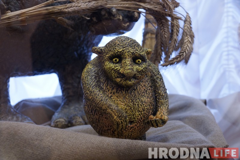 Злыдни vs домовых. Выбери, на чьей стороне ты, посетив выставу "Старые герои – новый мир. Герои беларусских сказок, мифов и легенд" Злыдни vs домовых. Выбери, на чьей стороне ты, посетив выставу "Старые герои – новый мир. Герои беларусских сказок, мифов и легенд"