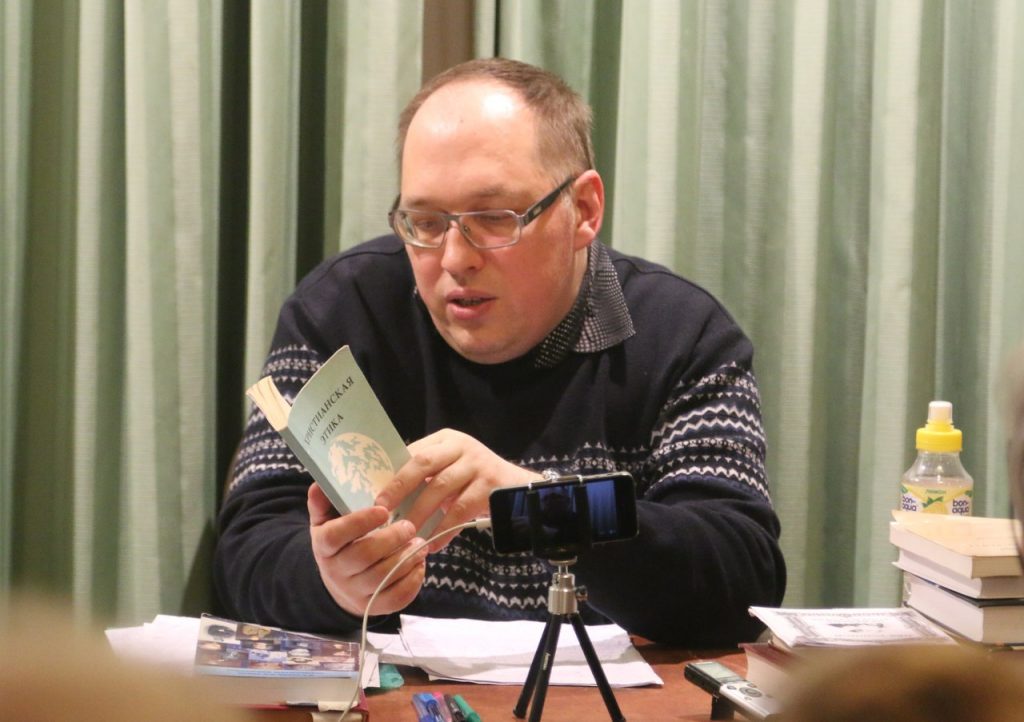 Российского историка Петра Рябова, которого задерживали в Гродно, депортировали из Беларуси