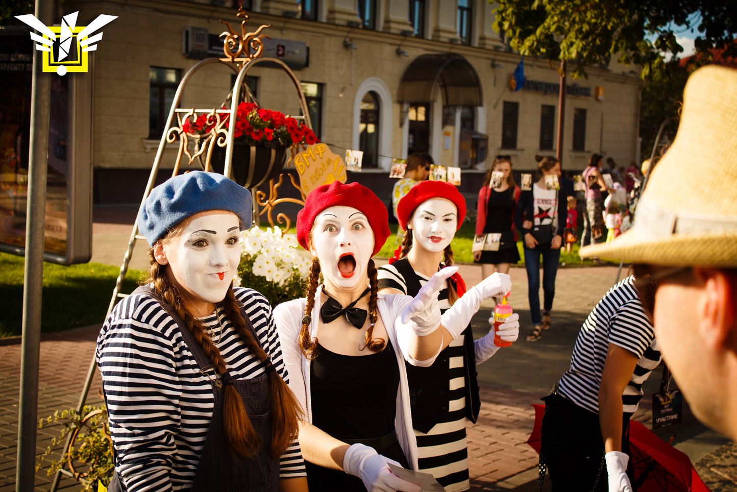 Почему брендам выгодно сотрудничать с культурой: рассказывает организатор гродненского Биг-мини фестиваля уличного искусства Почему брендам выгодно сотрудничать с культурой: рассказывает организатор гродненского Биг-мини фестиваля уличного искусства