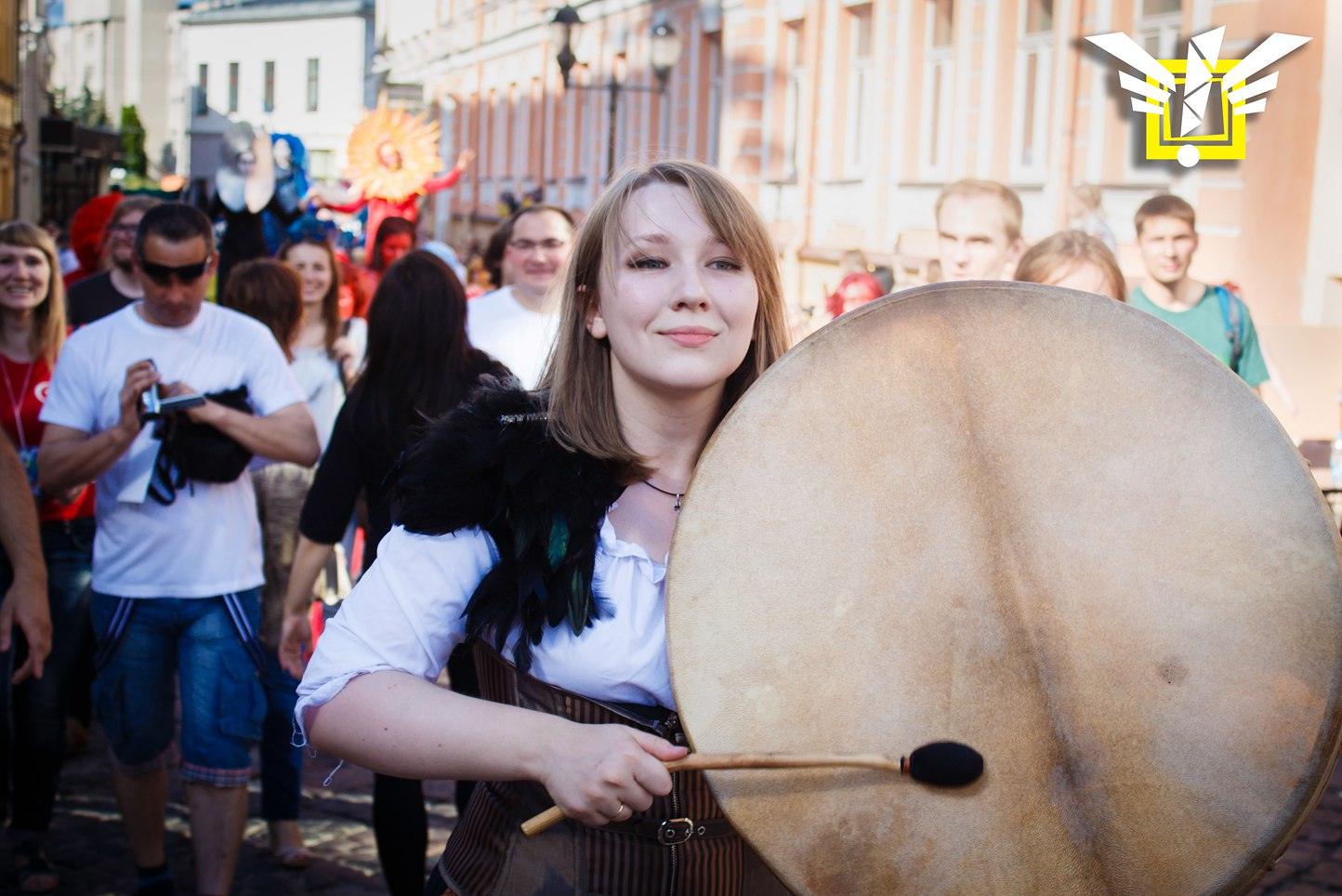 Почему брендам выгодно сотрудничать с культурой: рассказывает организатор гродненского Биг-мини фестиваля уличного искусства Почему брендам выгодно сотрудничать с культурой: рассказывает организатор гродненского Биг-мини фестиваля уличного искусства