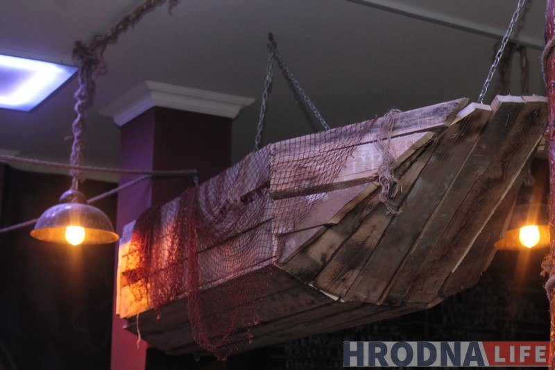 Бар с «огоньком». В Гродно открылся пиратский "Корсар" Бар с «огоньком». В Гродно открылся пиратский "Корсар"