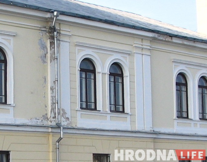 Реставрация по-гродненски: как довести здание до катастрофы, а после героически его восстанавливать Реставрация по-гродненски: как довести здание до катастрофы, а после героически его восстанавливать