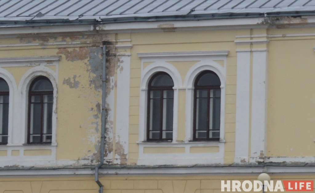 Реставрация по-гродненски: как довести здание до катастрофы, а после героически его восстанавливать Реставрация по-гродненски: как довести здание до катастрофы, а после героически его восстанавливать