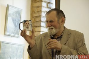 “Всех гродненских детей принёс аист, а его - орёл". 10 фактов о Викторе Саяпине от Алеся Гостева