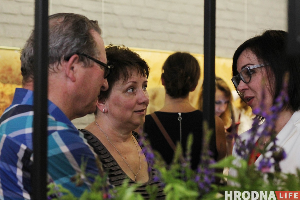 "Место, куда захочется возвращаться". Галерея "У майстра" открылась после ремонта "Место, куда захочется возвращаться". Галерея "У майстра" открылась после ремонта