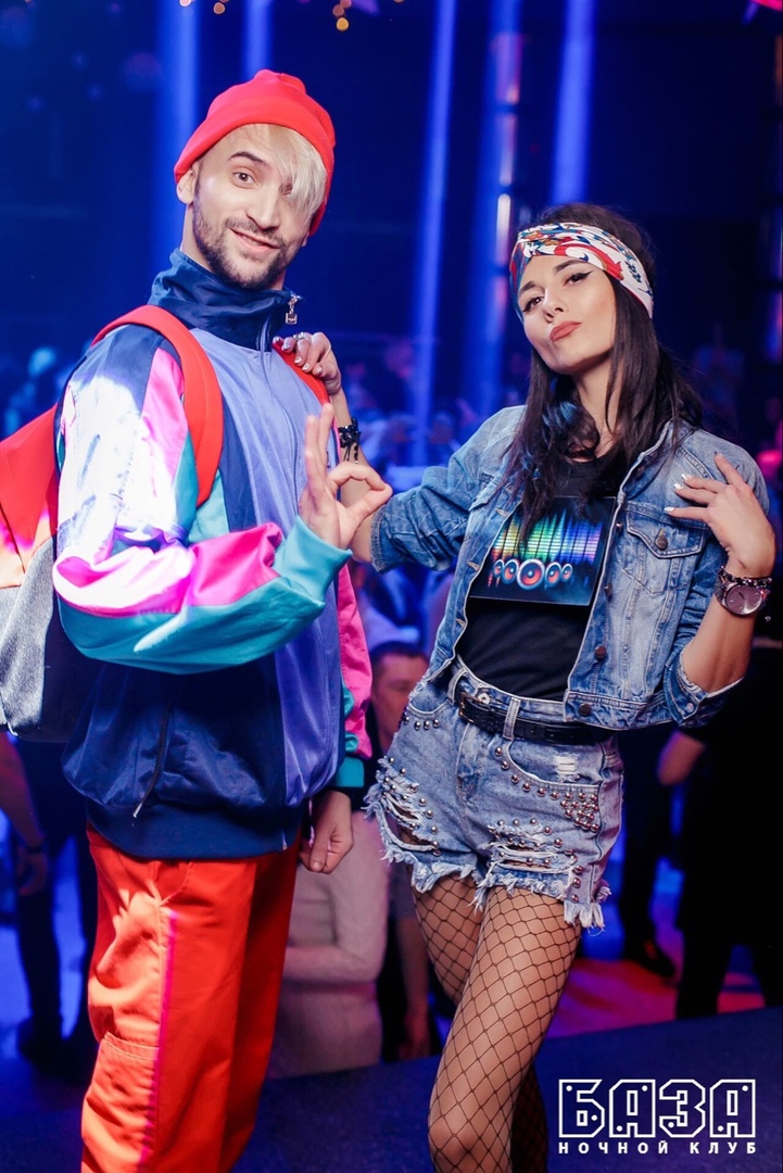 Кучеряшка Curly. Гродненская девушка-диджей об идеальном клубе, игре топлесс и "Мисс Гродно" Кучеряшка Curly. Гродненская девушка-диджей об идеальном клубе, игре топлесс и "Мисс Гродно"