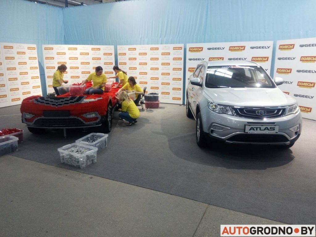 На SunDay-2018 покажут Geely Atlas из конструктора "Полесье" - в натуральную величину