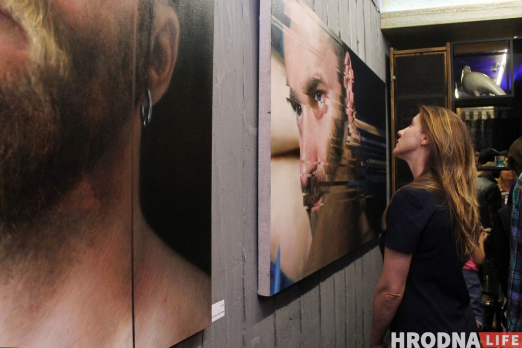 Человек как искусство. «У майстра» работает выставка гиперреализма