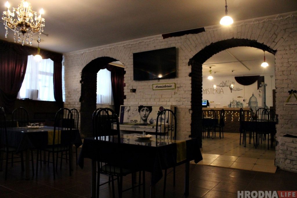 Без алкоголя, но с творческой площадкой: в Гродно работает кафе «Мистерия» (а вы и не знали)