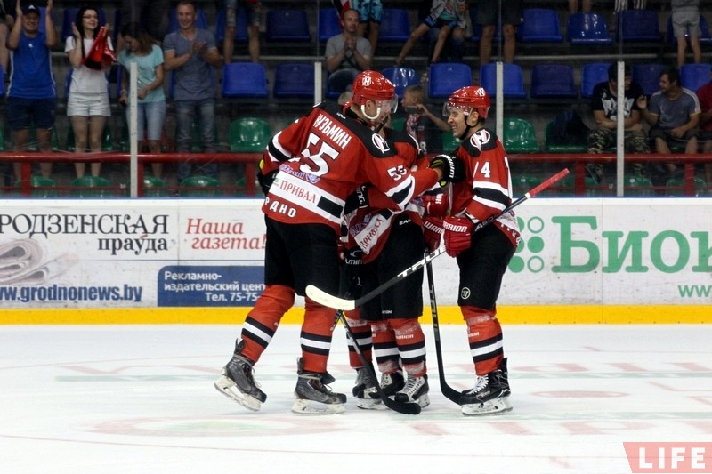 Кубок Салея: "Неман" в Гродно разгромил украинский «Донбасс» Кубок Салея: "Неман" в Гродно разгромил украинский «Донбасс»