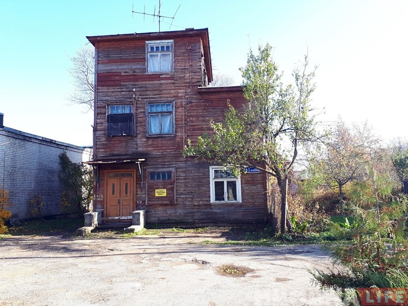 «Деревянные дома можно спасать». Гродненец восстанавливает редкий пример конструктивизма 1930-х «Деревянные дома можно спасать». Гродненец восстанавливает редкий пример конструктивизма 1930-х