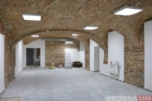 Смотрите, как оживили старинный подвал на Мостовой. Но кафе там делать нельзя