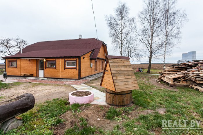 "Место здесь хорошее". В Островце открыли хостел с видом на БелАЭС "Место здесь хорошее". В Островце открыли хостел с видом на БелАЭС