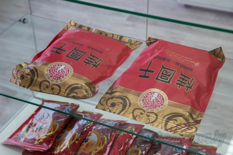 Смотрите, какие товары завезли в китайский выставочный центр в Гродно (но их пока не продают) Смотрите, какие товары завезли в китайский выставочный центр в Гродно (но их пока не продают)