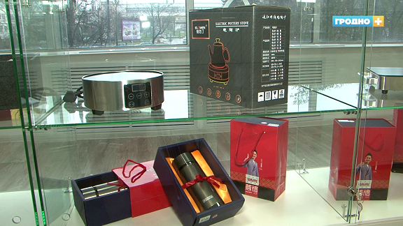 Смотрите, какие товары завезли в китайский выставочный центр в Гродно (но их пока не продают) Смотрите, какие товары завезли в китайский выставочный центр в Гродно (но их пока не продают)