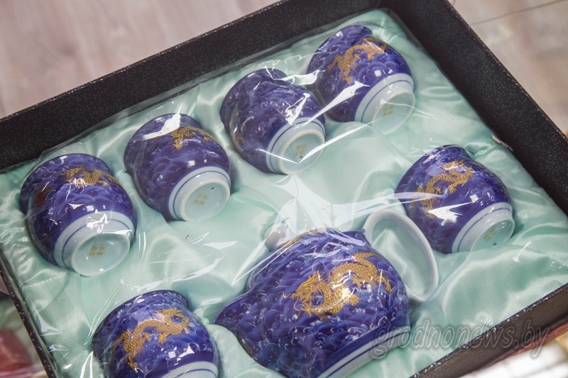 Смотрите, какие товары завезли в китайский выставочный центр в Гродно (но их пока не продают) Смотрите, какие товары завезли в китайский выставочный центр в Гродно (но их пока не продают)