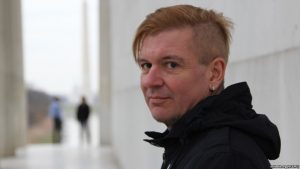 Мы знаем, что вы будете петь в душе: залипательная песня, которую нельзя не прослушать до конца Мы знаем, что вы будете петь в душе: залипательная песня, которую нельзя не прослушать до конца