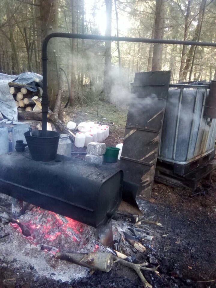 9 тысяч литров браги и 90 литров самогона изъяли в Щучинском районе 9 тысяч литров браги и 90 литров самогона изъяли в Щучинском районе