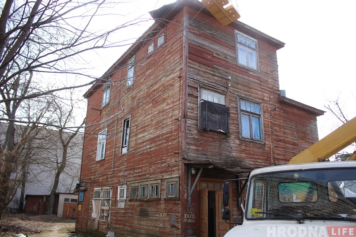 "Власти даже не дали шанса". На Осипенко снесут очередной дом межвоенного периода "Власти даже не дали шанса". На Осипенко снесут очередной дом межвоенного периода