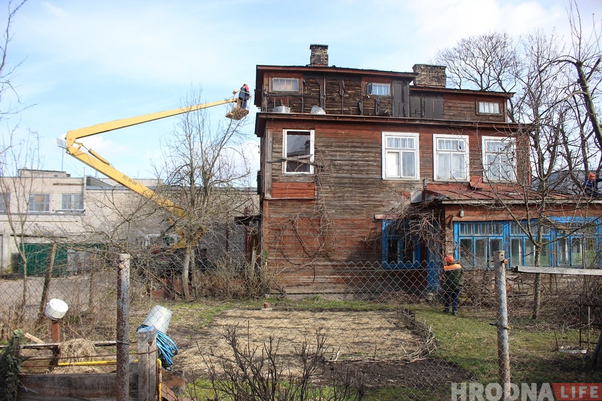"Власти даже не дали шанса". На Осипенко снесут очередной дом межвоенного периода "Власти даже не дали шанса". На Осипенко снесут очередной дом межвоенного периода