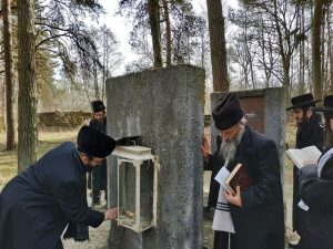 225 лет со дня смерти: хасиды из Нью-Йорка приезжали в Гродно молиться на могиле праведника 