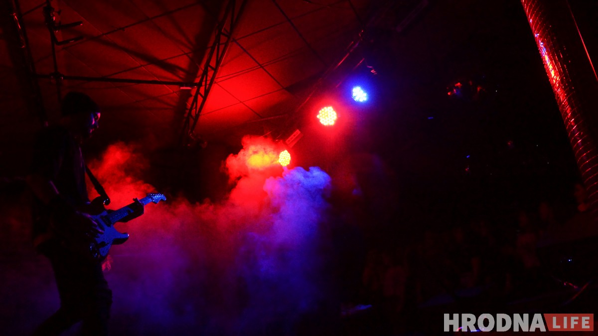 Фото: NIZKIZ зажигал в Гродно вечером и повторит концерт на Дне Воли Фото: NIZKIZ зажигал в Гродно вечером и повторит концерт на Дне Воли