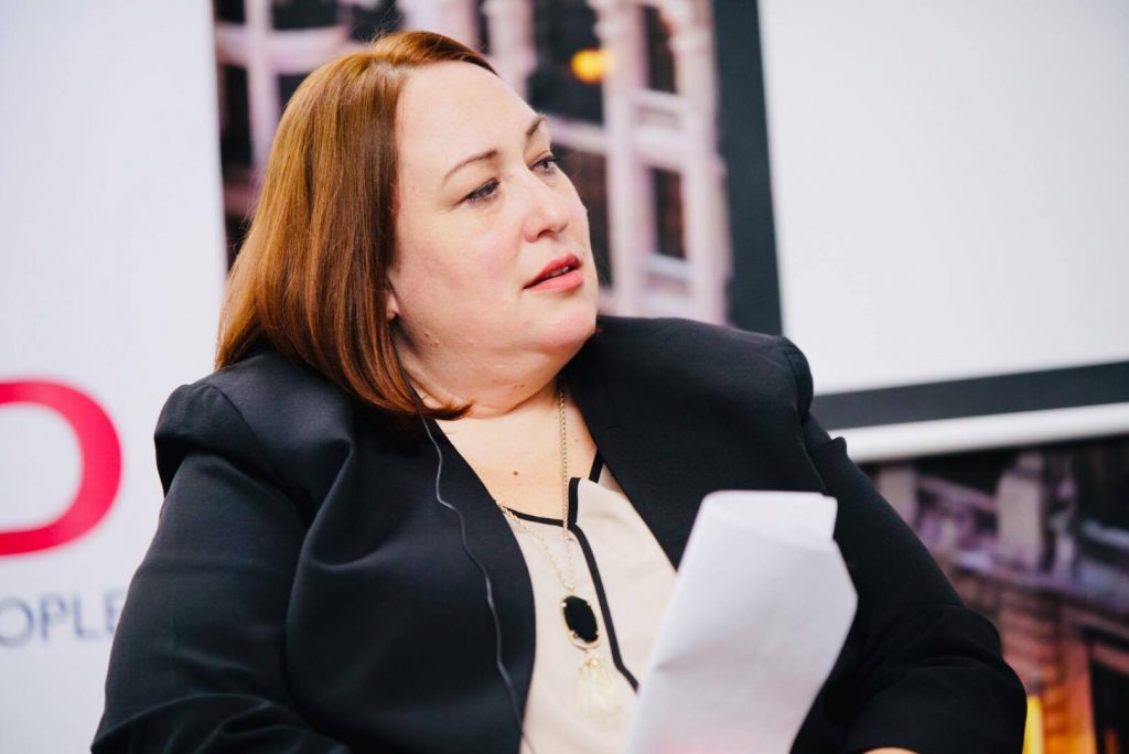 "Следующий будет послом!" Поверенная в делах США о визах, гендерном равенстве и поводах для оптимизма