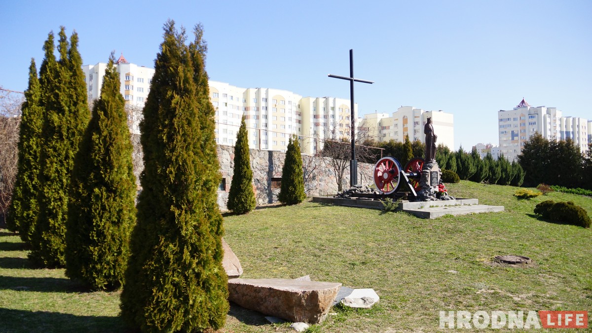 "А вы думали - обычный спальник". Единственная экскурсия Феста экскурсоводов за пределами центра прошла на Девятовке "А вы думали - обычный спальник". Единственная экскурсия Феста экскурсоводов за пределами центра прошла на Девятовке