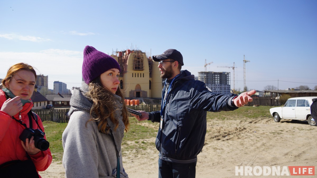 "А вы думали - обычный спальник". Единственная экскурсия Феста экскурсоводов за пределами центра прошла на Девятовке "А вы думали - обычный спальник". Единственная экскурсия Феста экскурсоводов за пределами центра прошла на Девятовке