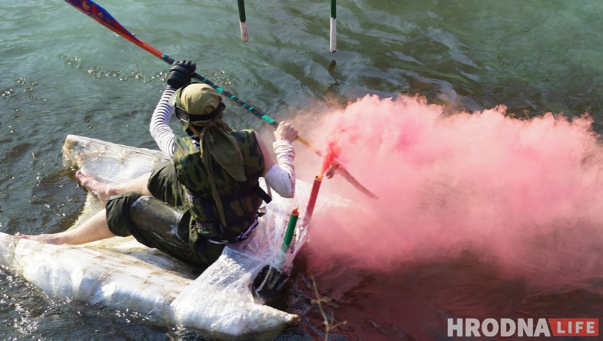 Неманская весна-2019: Безумный Макс разбудил туристов-водников от спячки и накормил тушенкой Неманская весна-2019: Безумный Макс разбудил туристов-водников от спячки и накормил тушенкой