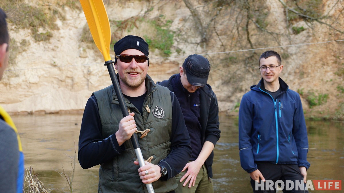 Неманская весна-2019: Безумный Макс разбудил туристов-водников от спячки и накормил тушенкой Неманская весна-2019: Безумный Макс разбудил туристов-водников от спячки и накормил тушенкой
