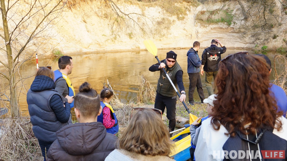 Неманская весна-2019: Безумный Макс разбудил туристов-водников от спячки и накормил тушенкой Неманская весна-2019: Безумный Макс разбудил туристов-водников от спячки и накормил тушенкой