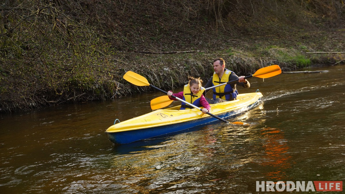 Неманская весна-2019: Безумный Макс разбудил туристов-водников от спячки и накормил тушенкой Неманская весна-2019: Безумный Макс разбудил туристов-водников от спячки и накормил тушенкой