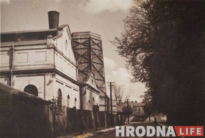 «Сухой закон», девальвация и новое кладбище: чем запомнились прошлые годы Быка в Гродно