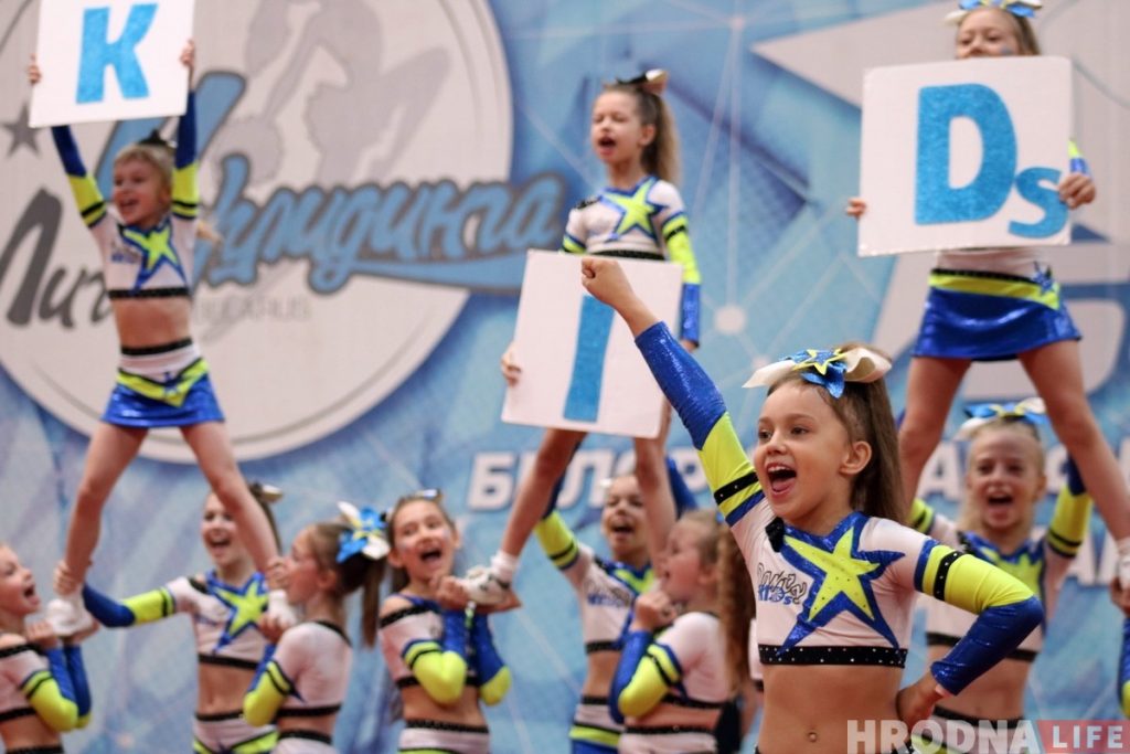Смотрите как в Гродно проходили областные соревнования по чирлидингу 