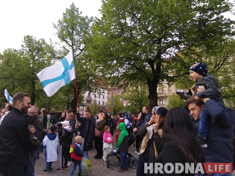 Фотофакт: Что творилось в Хельсинки, когда финские хоккеисты победили канадцев Фотофакт: Что творилось в Хельсинки, когда финские хоккеисты победили канадцев