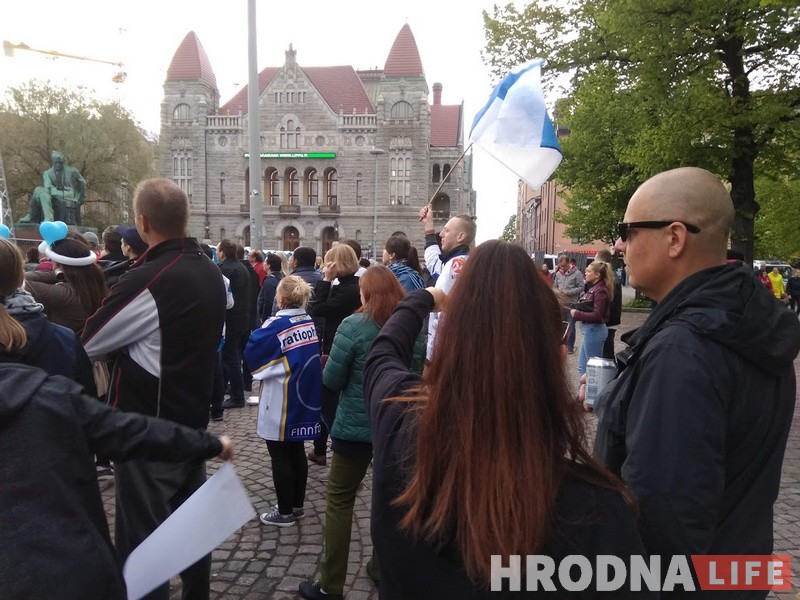 Фотофакт: Что творилось в Хельсинки, когда финские хоккеисты победили канадцев Фотофакт: Что творилось в Хельсинки, когда финские хоккеисты победили канадцев