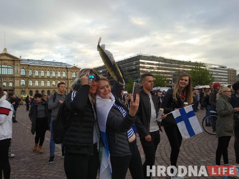 Фотофакт: Что творилось в Хельсинки, когда финские хоккеисты победили канадцев Фотофакт: Что творилось в Хельсинки, когда финские хоккеисты победили канадцев